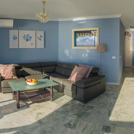 Panoramic Ocean Views 圣地亚哥港