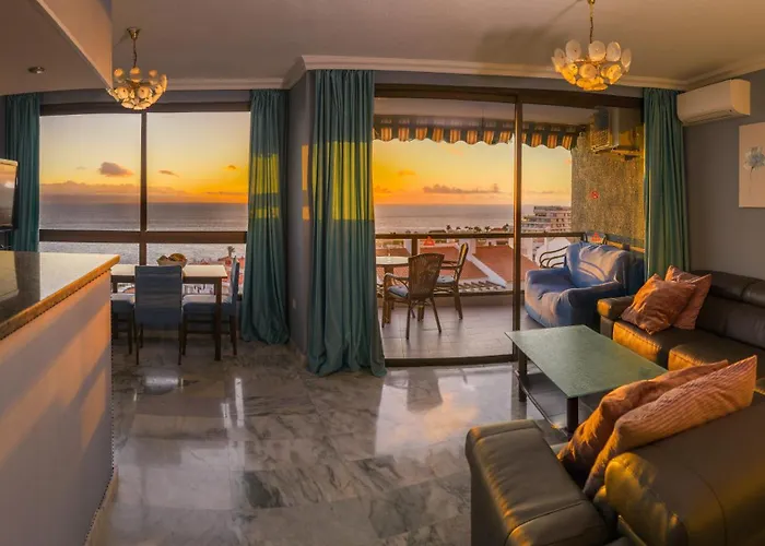 Panoramic Ocean Views